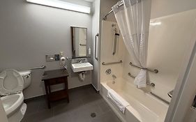 Microtel Inn & Suites
